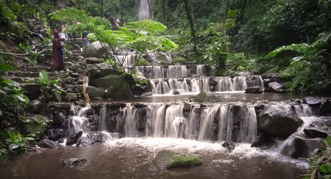 air terjun dlundung