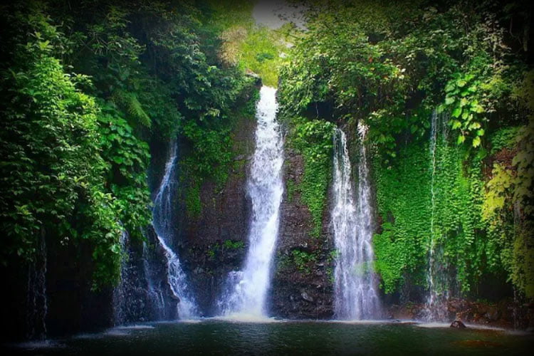 Air terjun obyek wisata curug sibedil