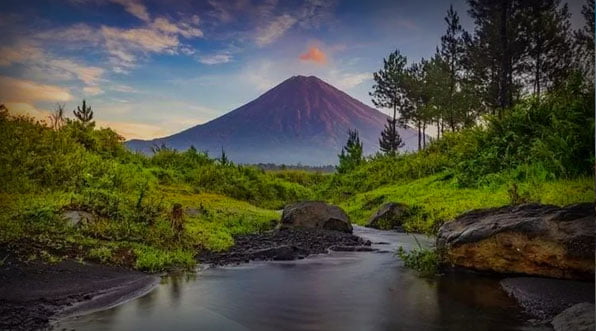 sarkawi sumberurip tempat wisata di jawa timur