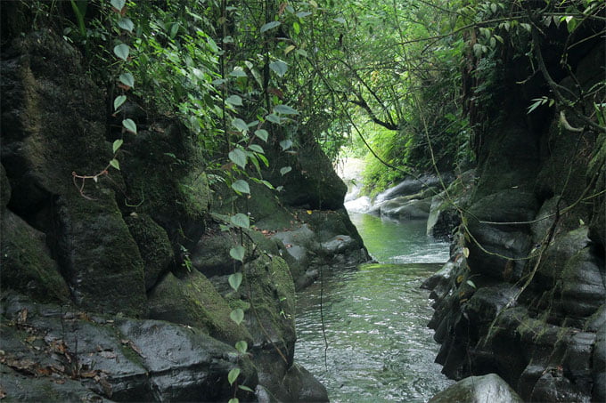 tracking wisata curug naga